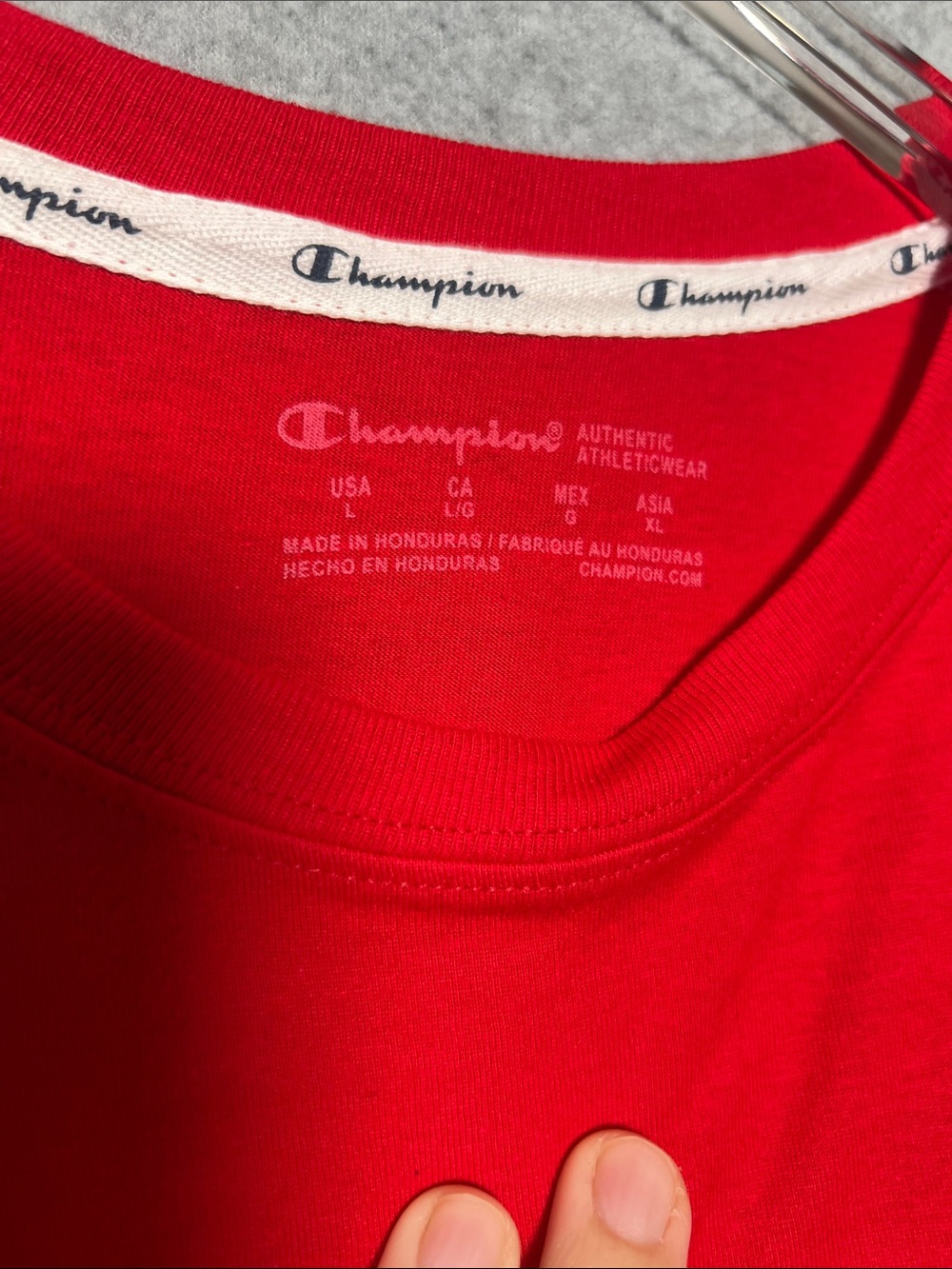 Champion Cheerful Red Logo The Classic Tee NWT SZ L - Picture 7 of 8